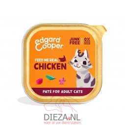 Edgard en cooper kat kuipje...